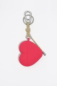 Silicone heart AirPods Pro case