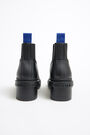 Black waterproof boot Black waterproof boot