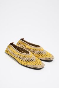 Natural and yellow crochet ballerina