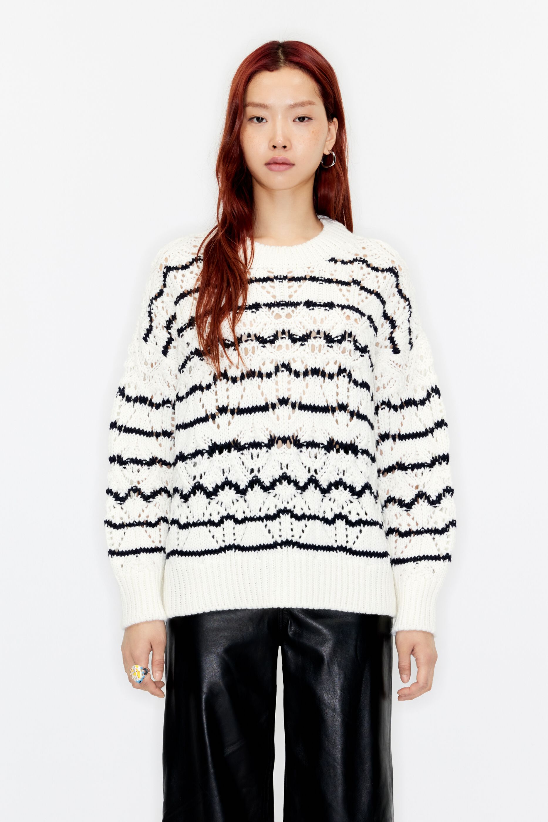 White boxy sweater outlet