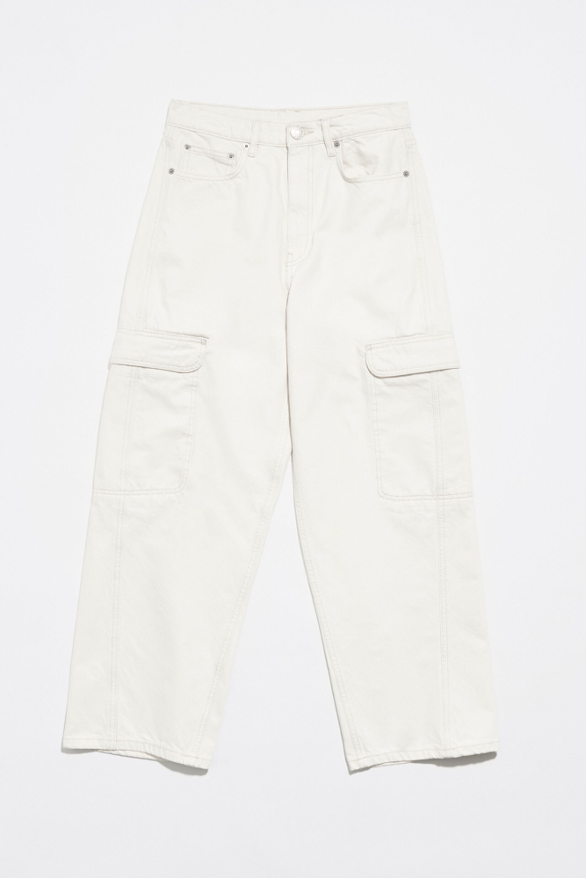 White denim outlet cargo pants