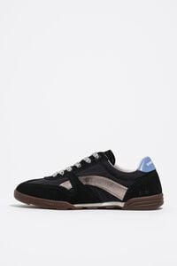 Black 13 16 Indoor sneaker Black 13 16 Indoor sneaker