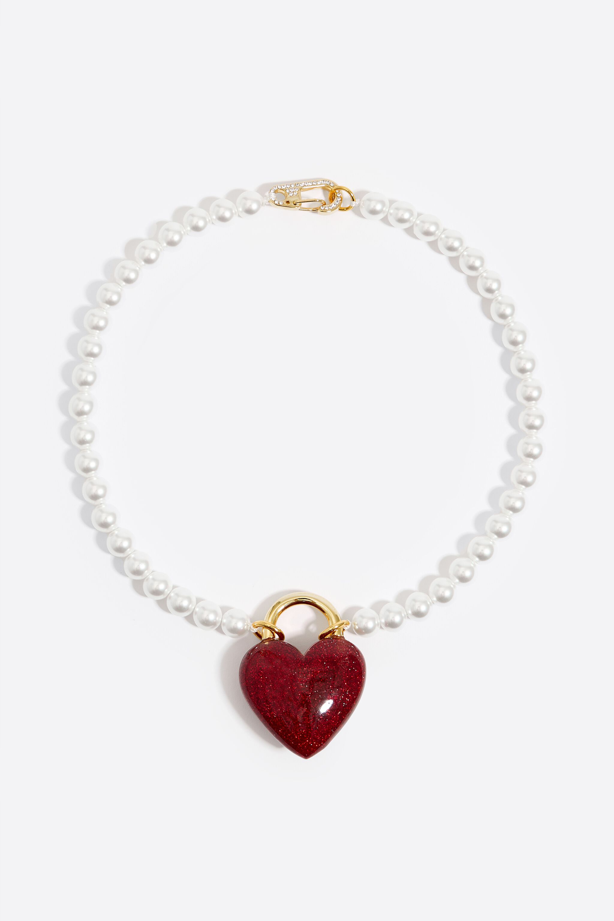 Red pearl sale chain