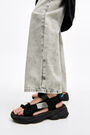 Black sporty sandal Black sporty sandal