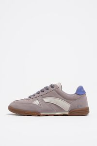Lilac split leather 13 16 Indoor sneaker Lilac split leather 13 16 Indoor sneaker