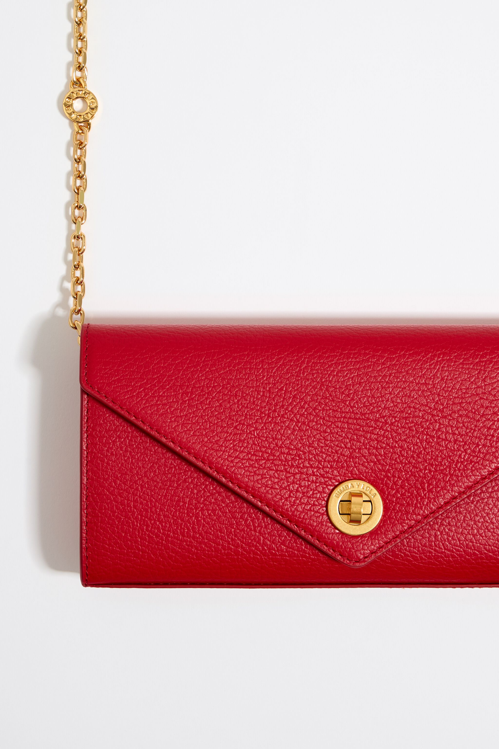 Red outlet quilted purse