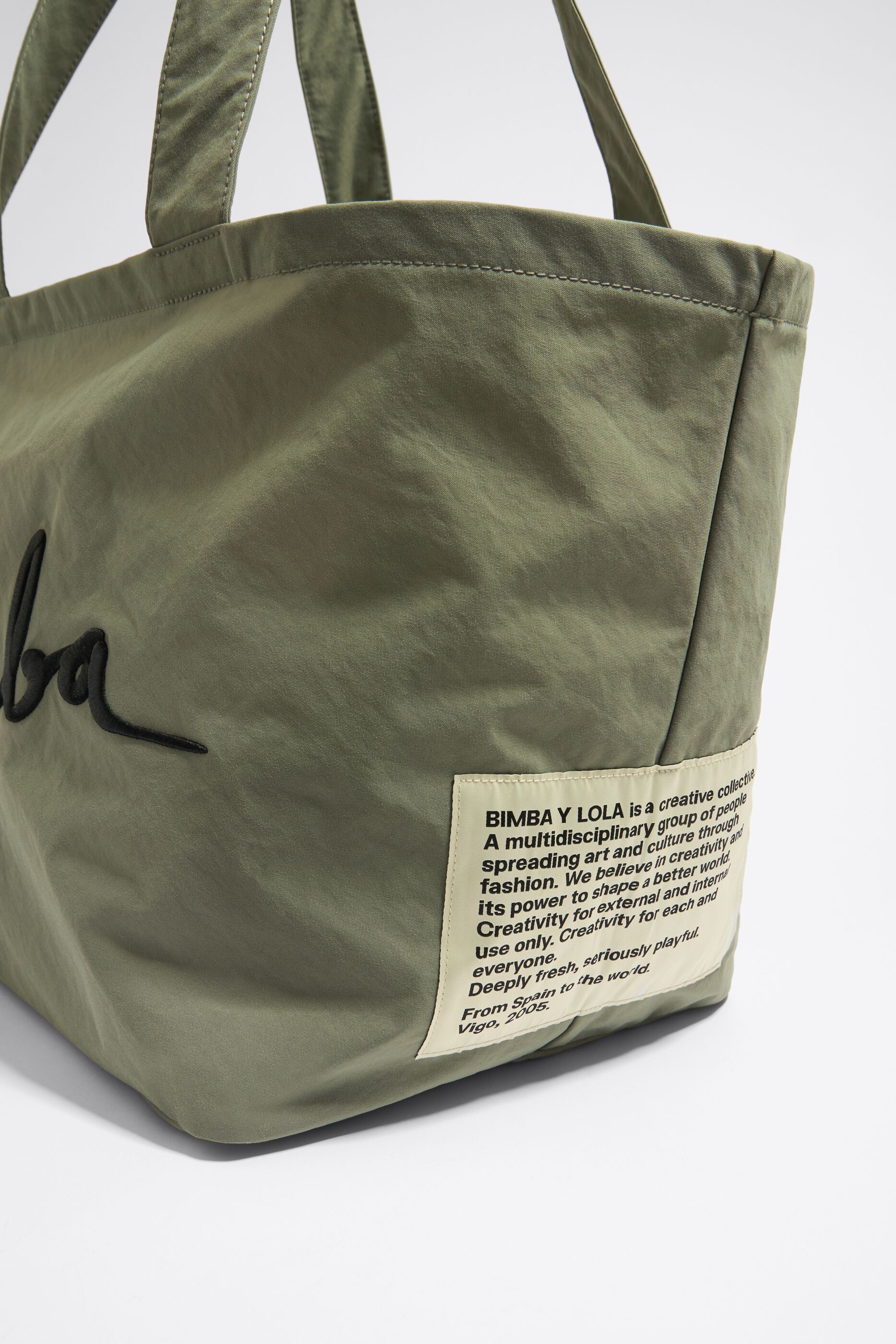 Maxi shopper bag store