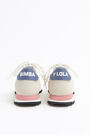 White retro sneaker White retro sneaker