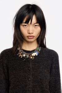 Multi-charm chain necklace