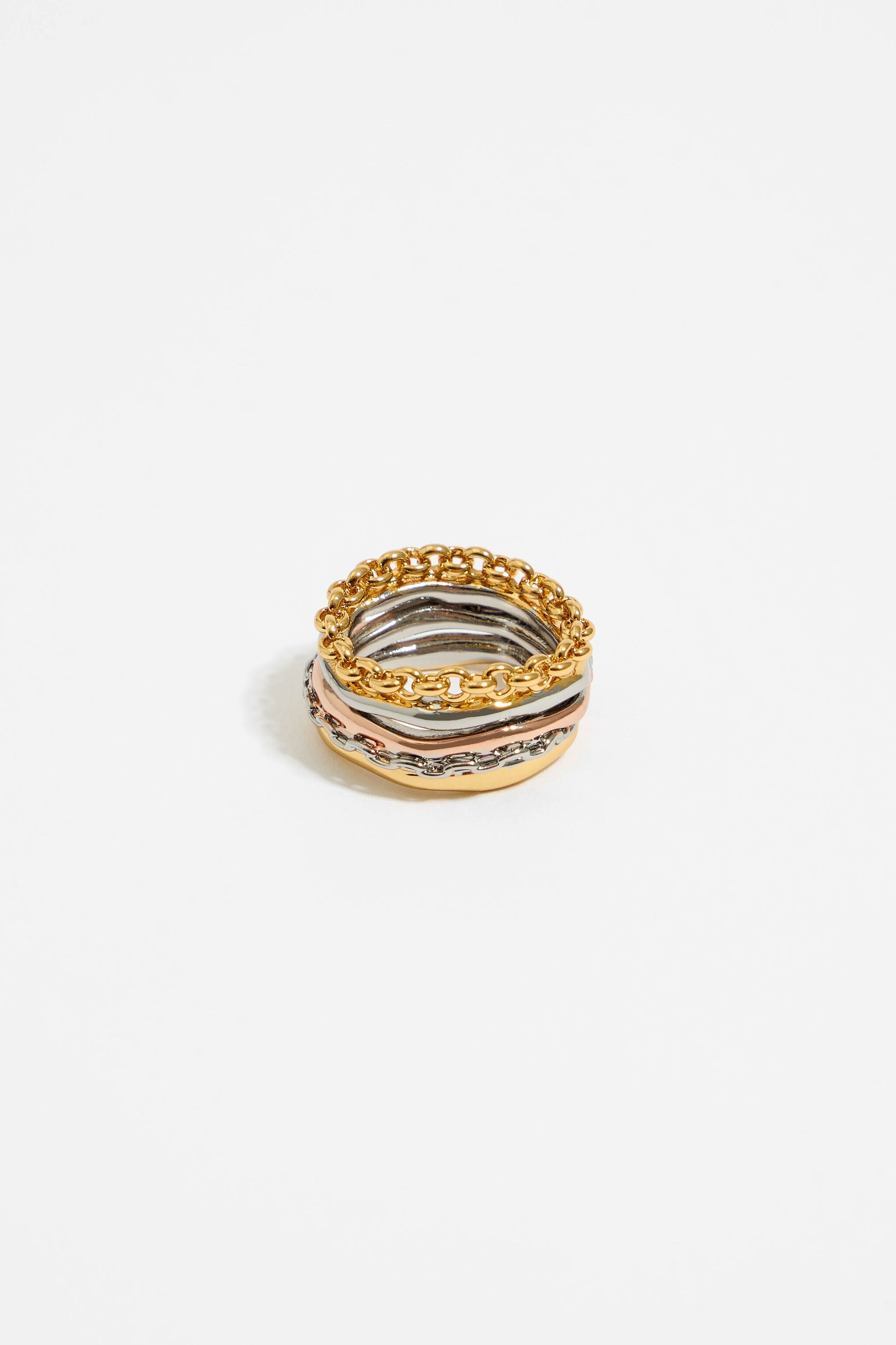 Textured chain ring