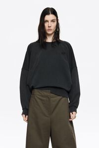 Black embroidered logo balloon sweatshirt