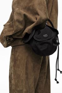 Black woven P&eacute;talo bag