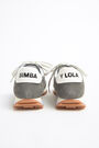 Grey retro sneaker Grey retro sneaker