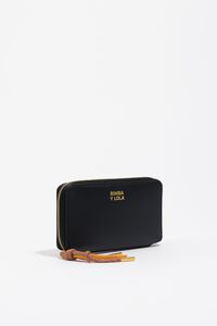 Medium black leather horizontal wallet