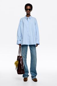 Oversize light blue stitching shirt