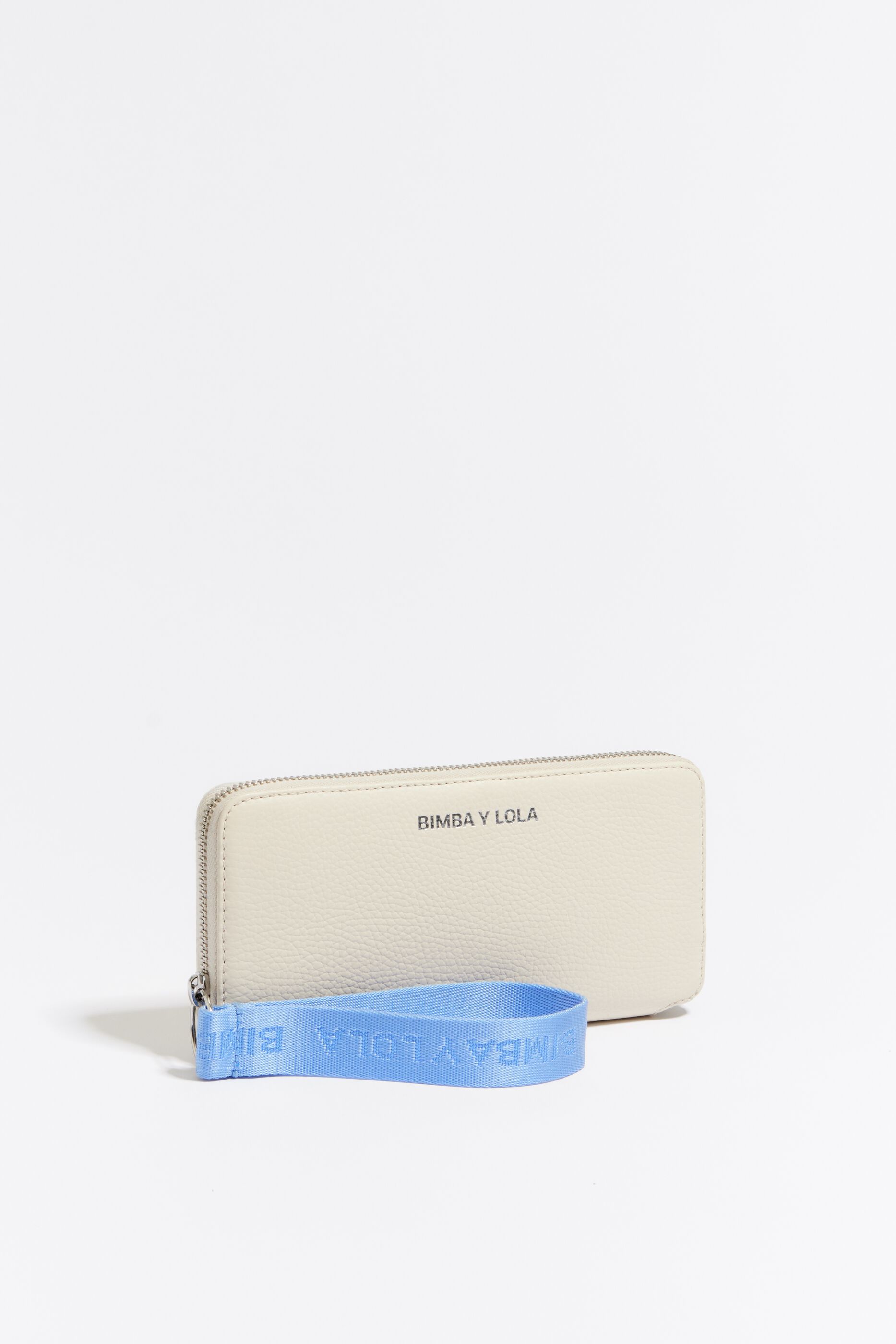 White leather wristlet 2025