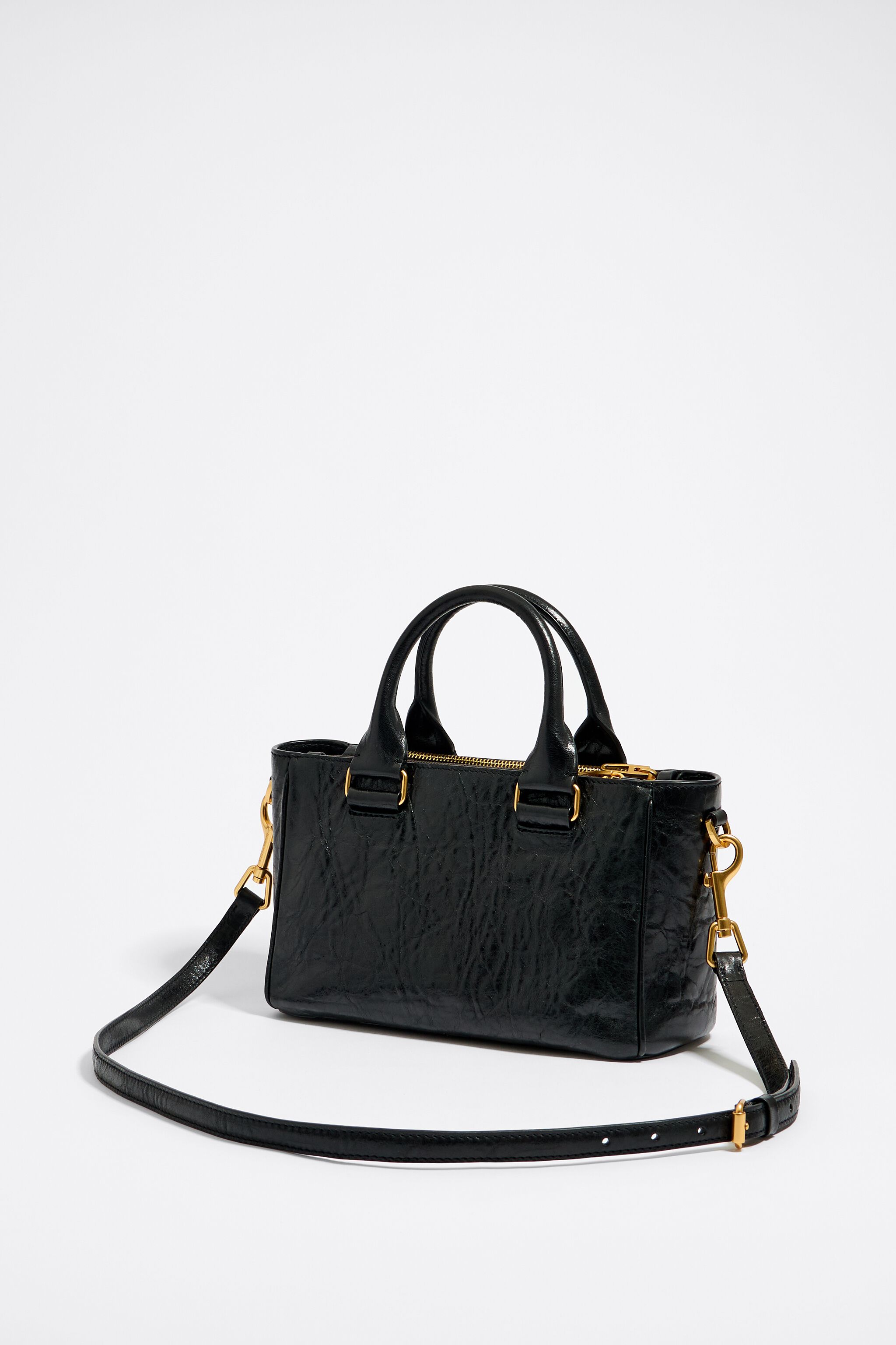 Medium outlet black tote