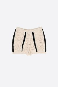 Ivory two-tone knit shorts