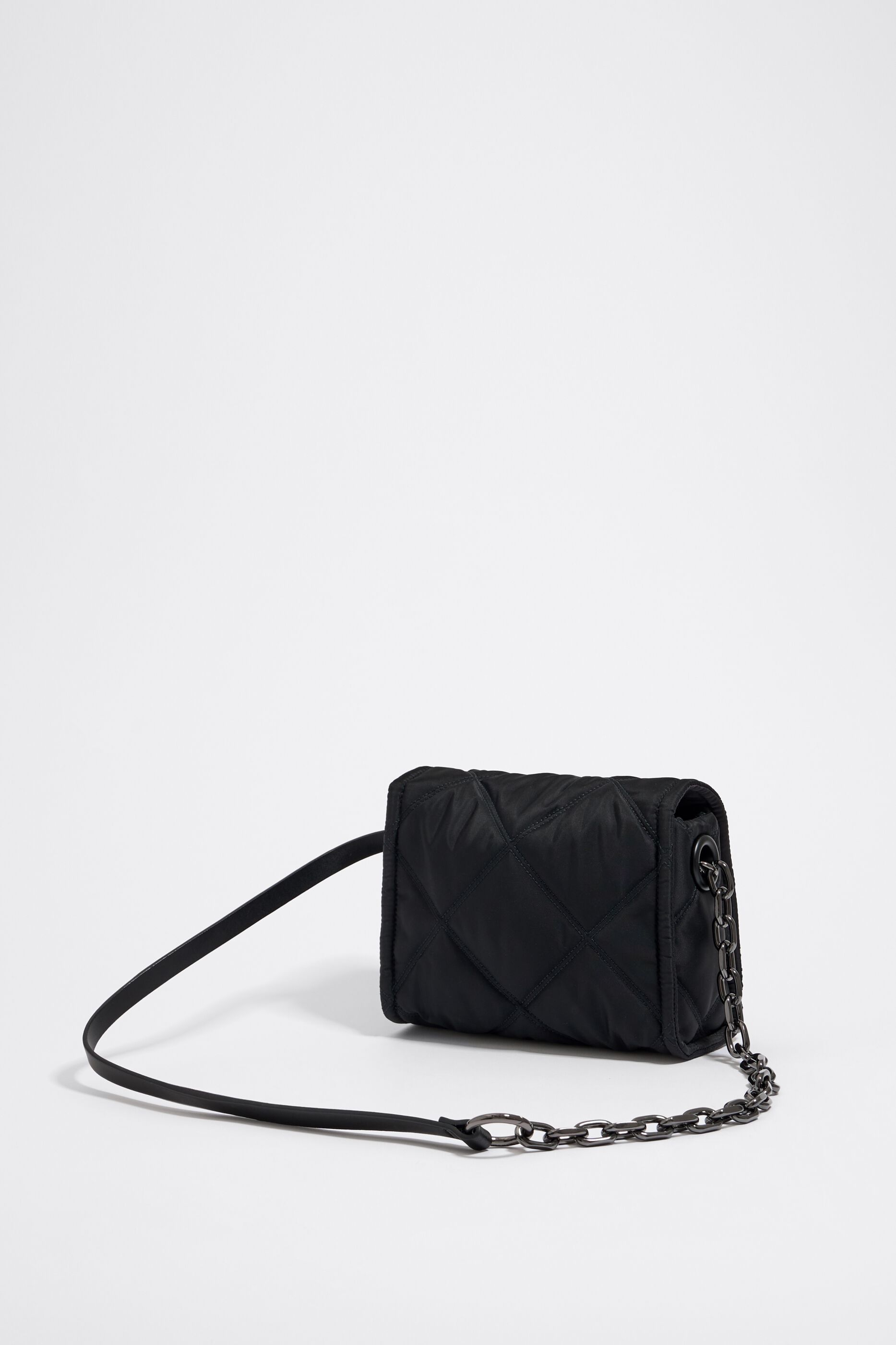 Black flap best sale