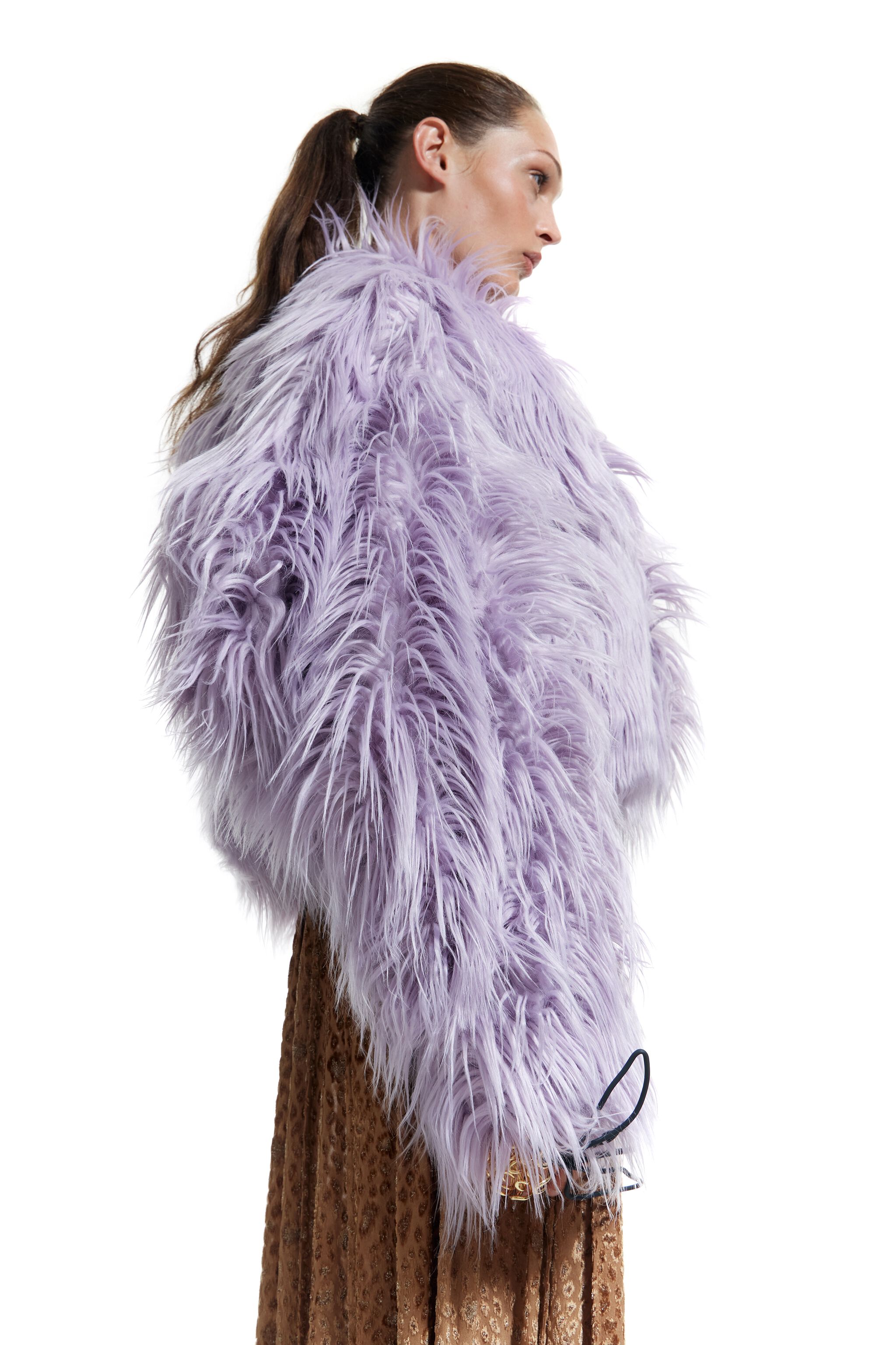 Short oversize lilac fur coat
