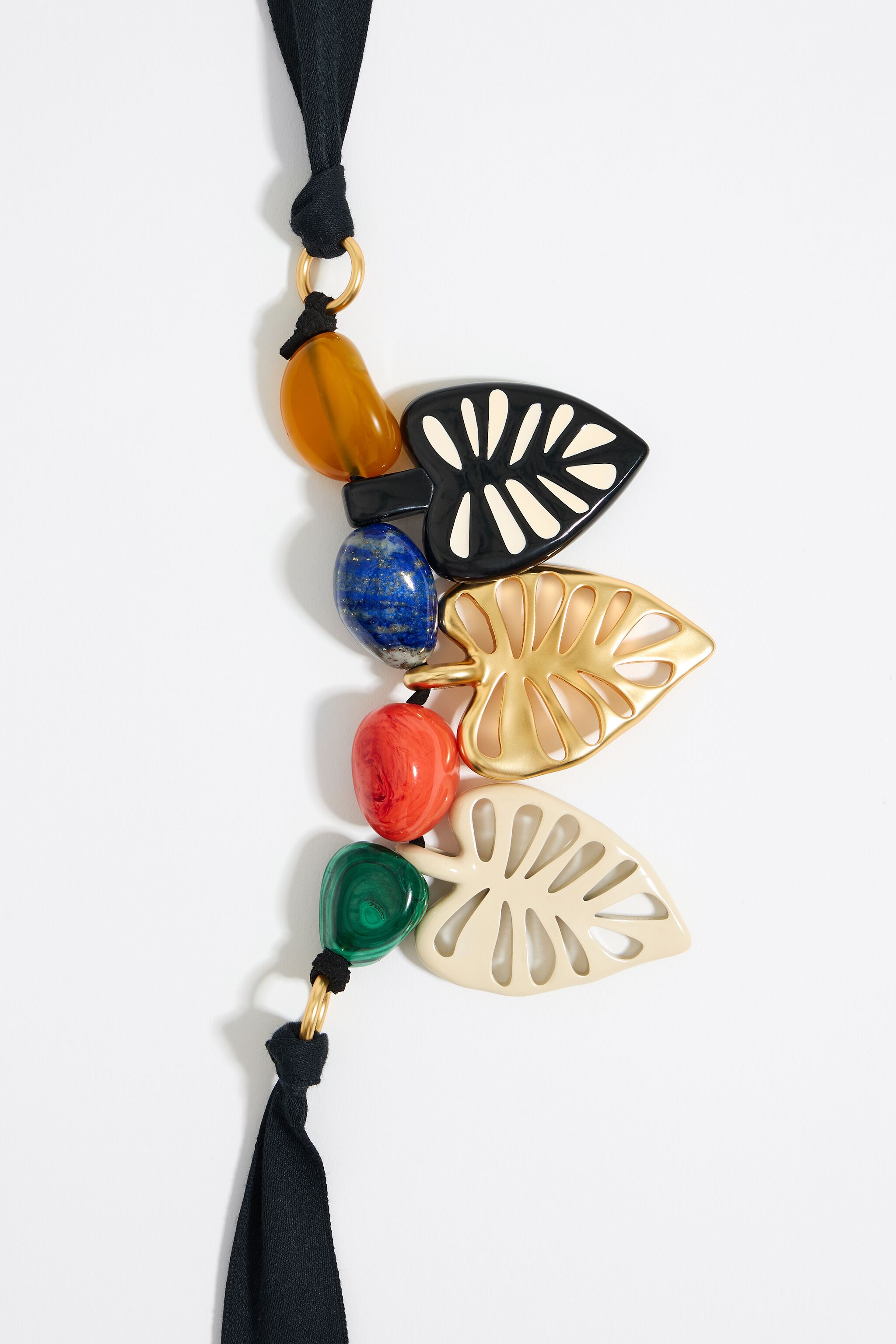 Gold necklace clearance under 10000