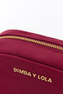 Raspberry semi-oval nylon make-up case Raspberry semi-oval nylon make-up case