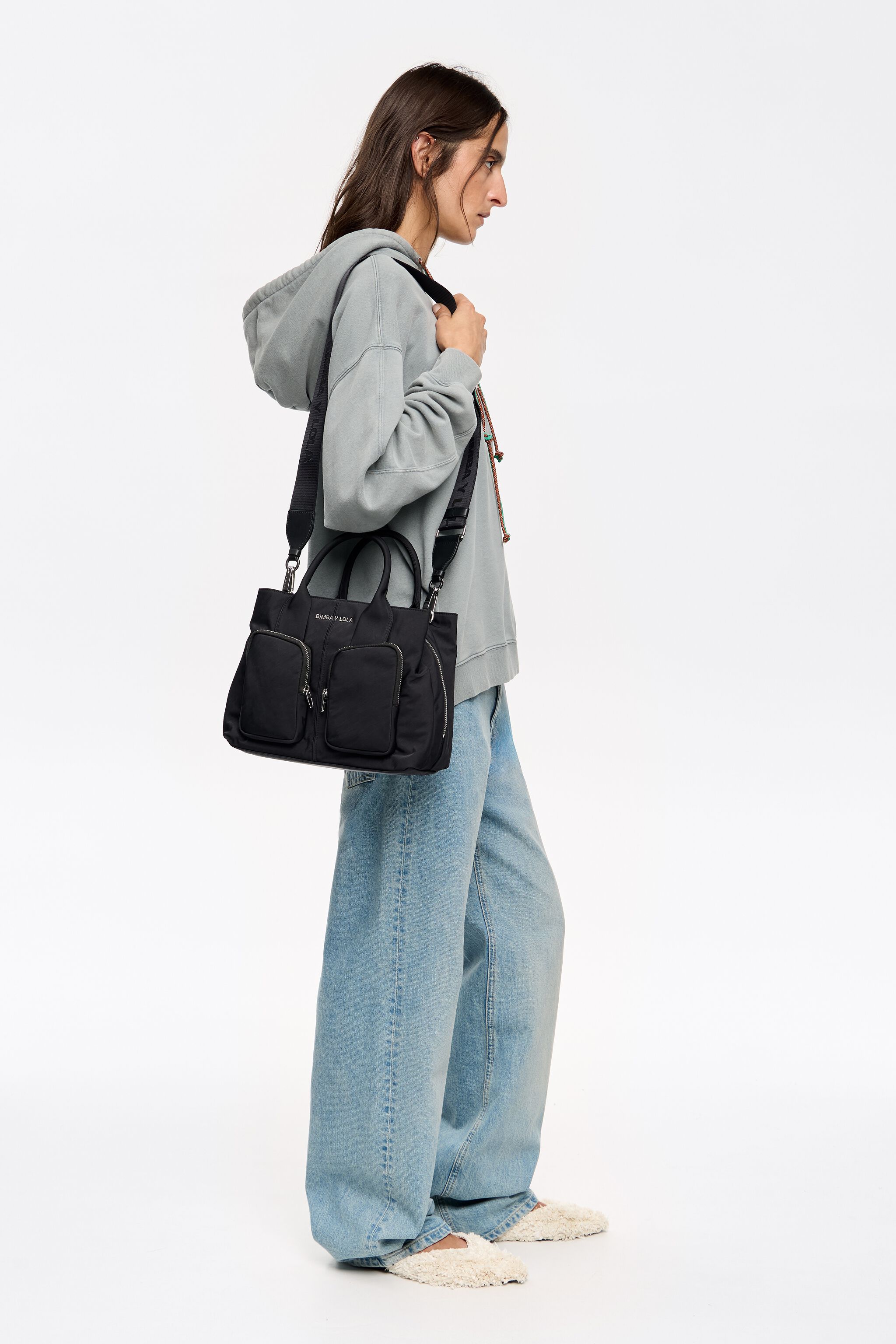 24時間以内発送 完売品 黒色 美品 人気モデル 18ss Waist Bag 楽天市場】supreme 18aw ウェストバッグの通販