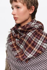 Patchwork shawl with tartan border