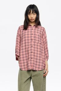Pink checked 3/4-sleeve shirt