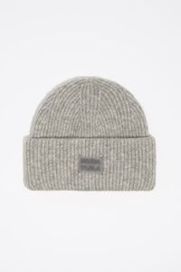 Gray knit hat