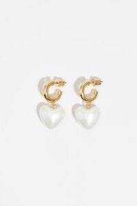 Gold hoop earrings and pearl heart