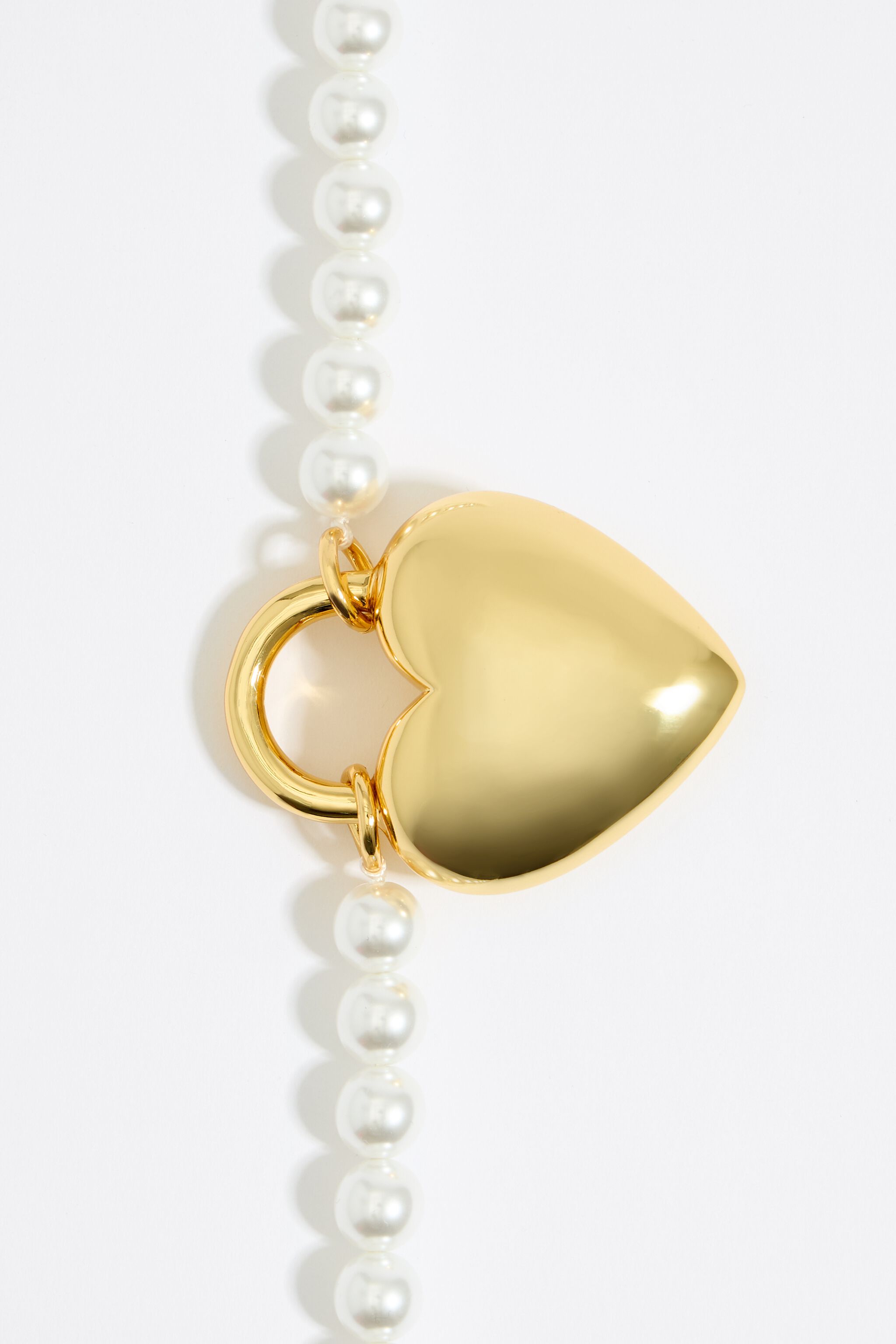 Pearl Heart Droplet Necklace | Nasty Gal