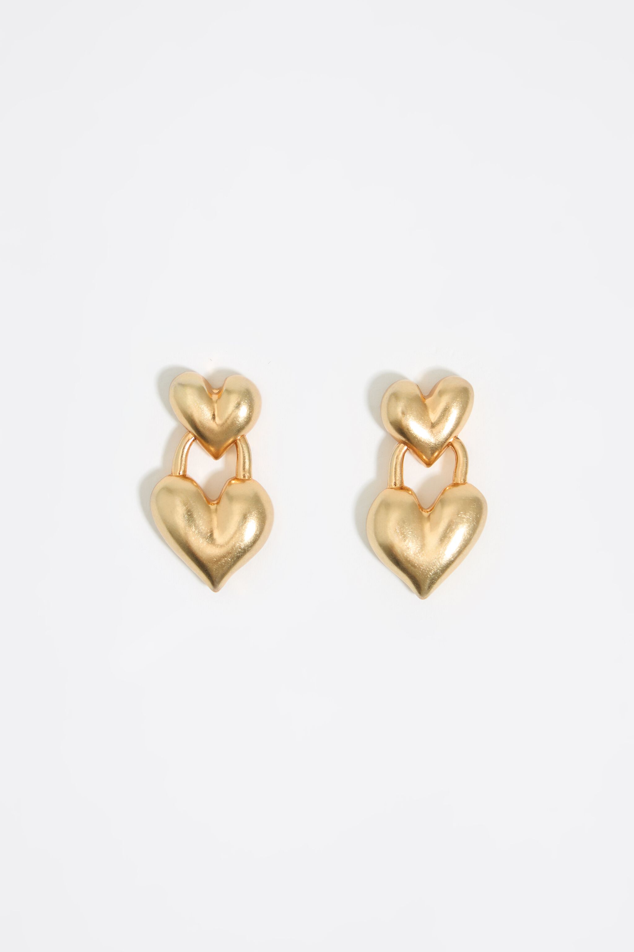 Matte gold double heart earrings