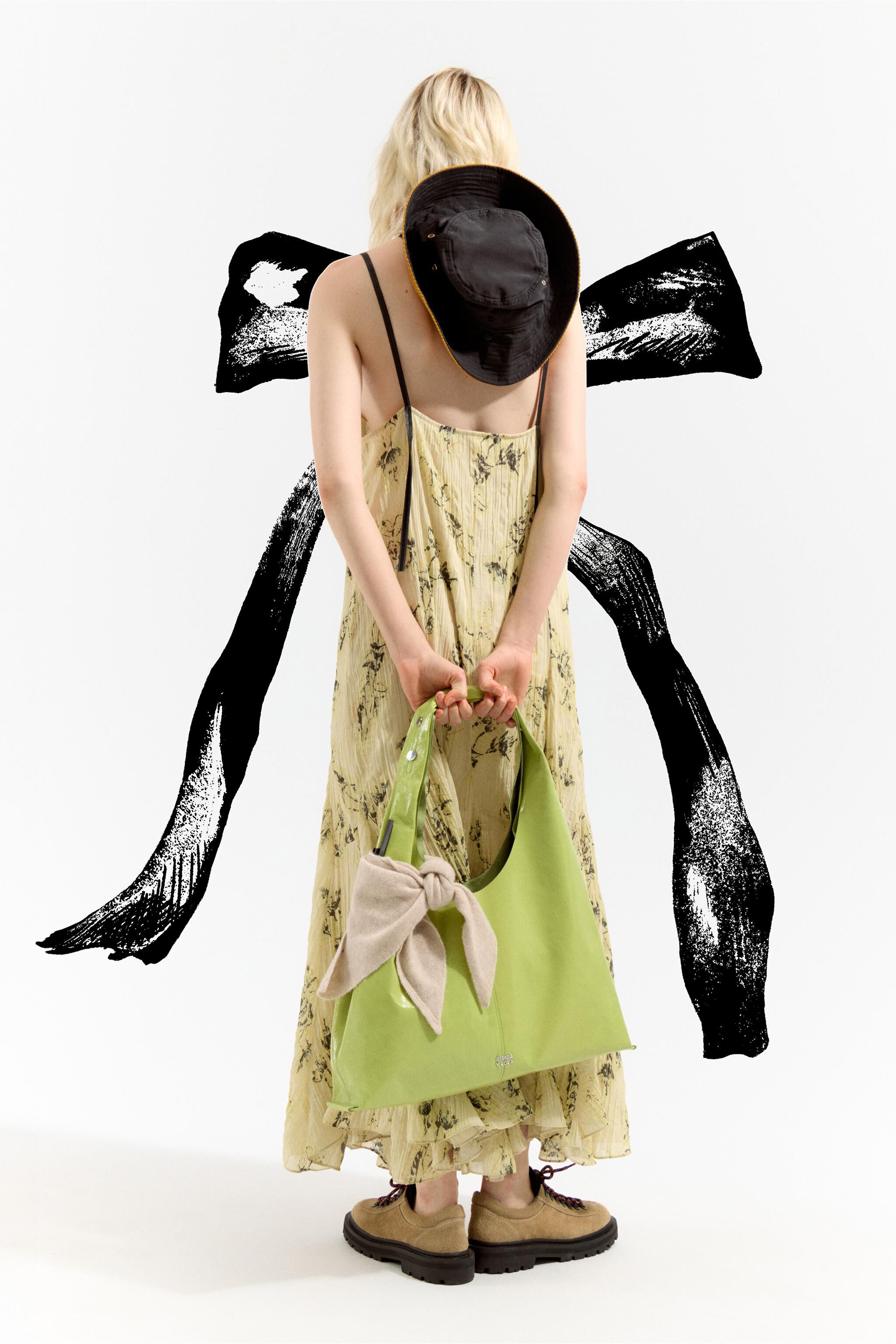【BIMBA Y LOLA】ナイロン半円ポーチ/L 241BBHJ1A_10000_D_3.jpg?sw=1280