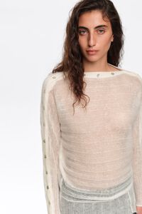 Ivory ribbed sweater with batwing sleeves and buttons