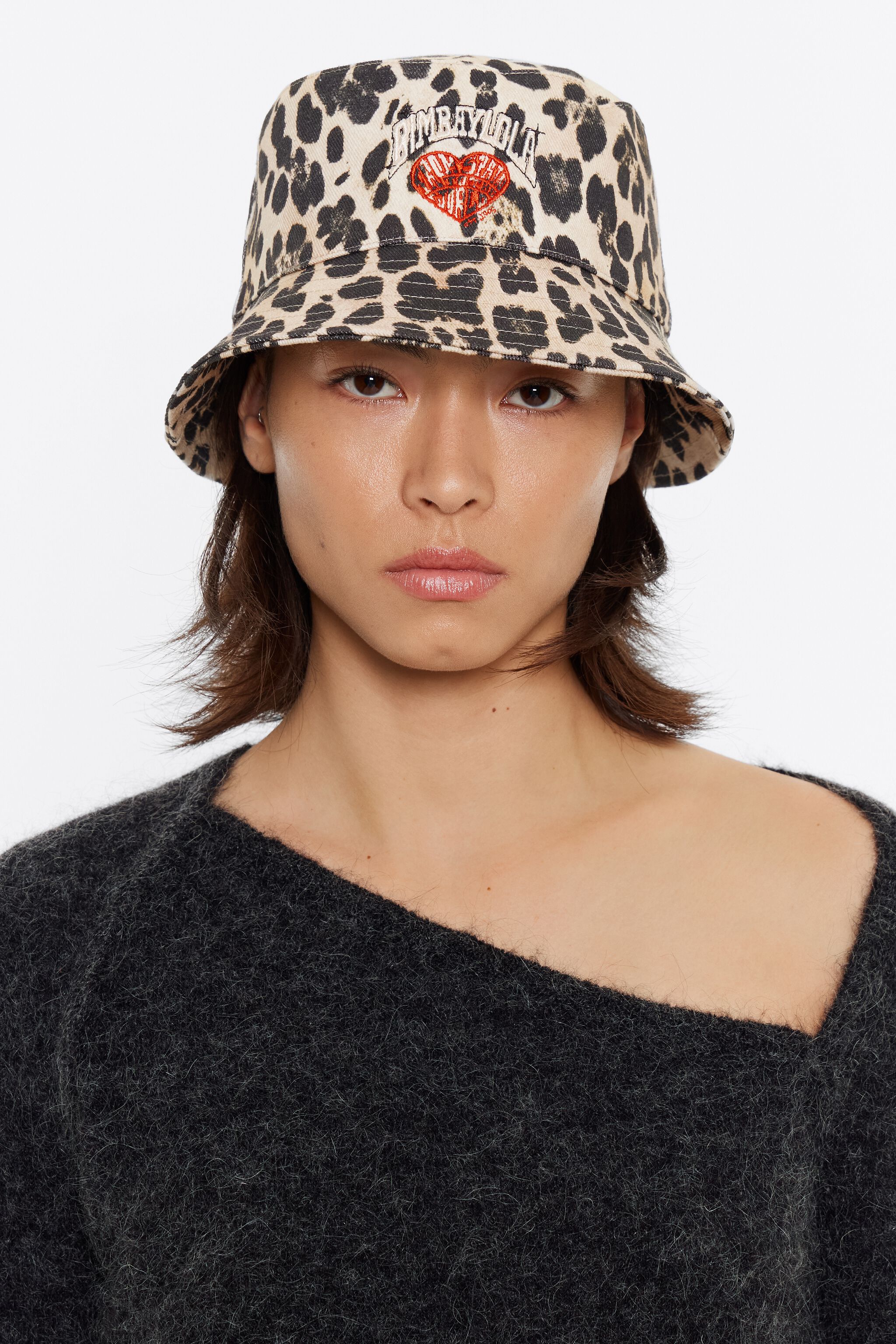 Animal print bucket hat