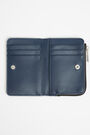 Shiny silver straight coin purse Shiny silver straight coin purse