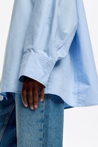 Oversize light blue stitching shirt
