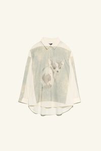 Light gray Chihuahua placement print shirt