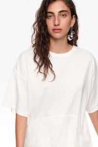 White lace ruffle T-shirt