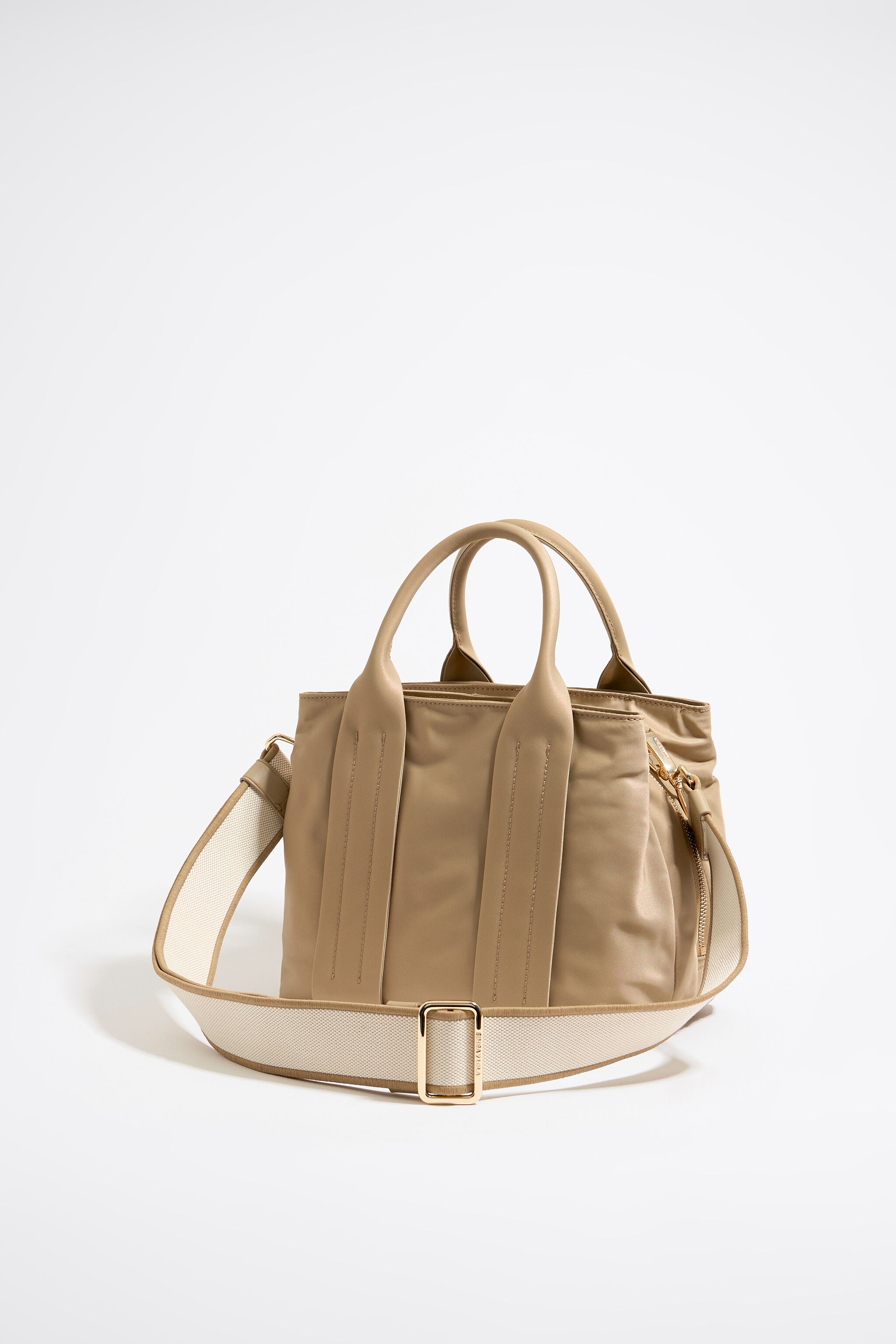 Medium tan nylon bag